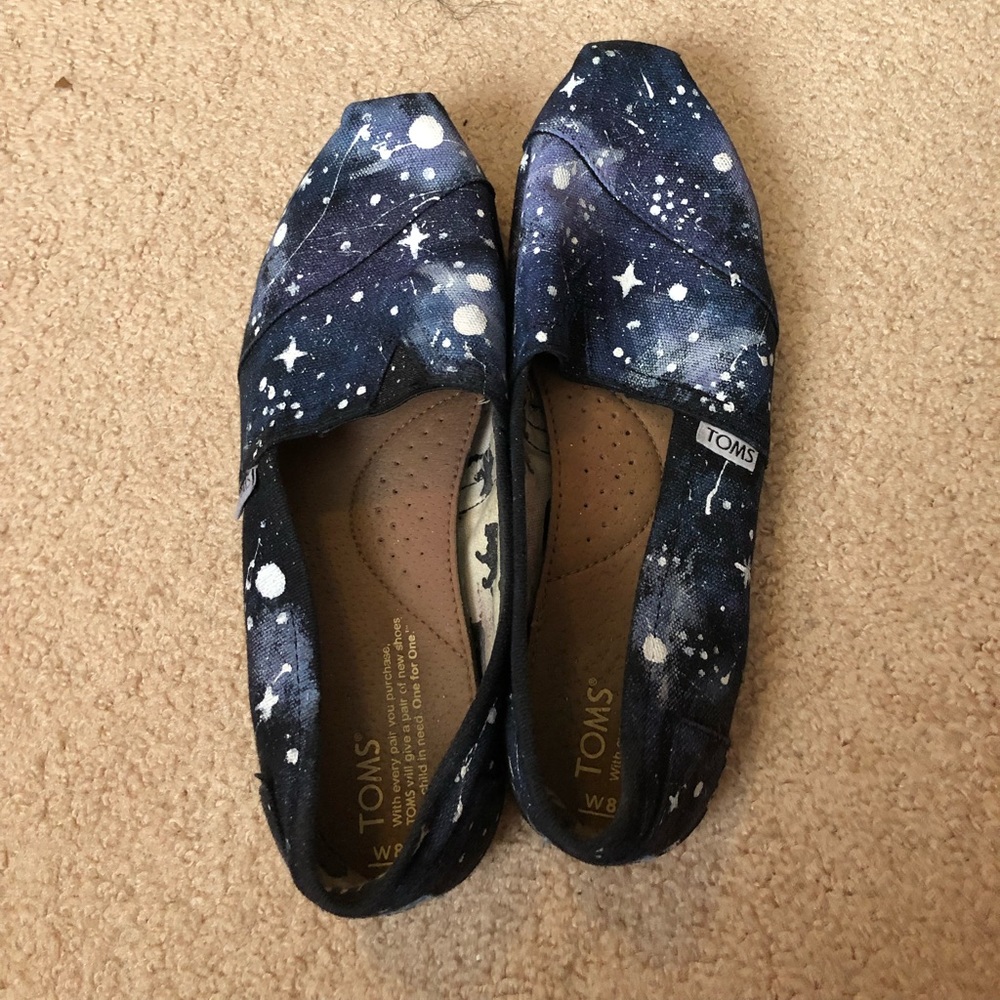 Toms